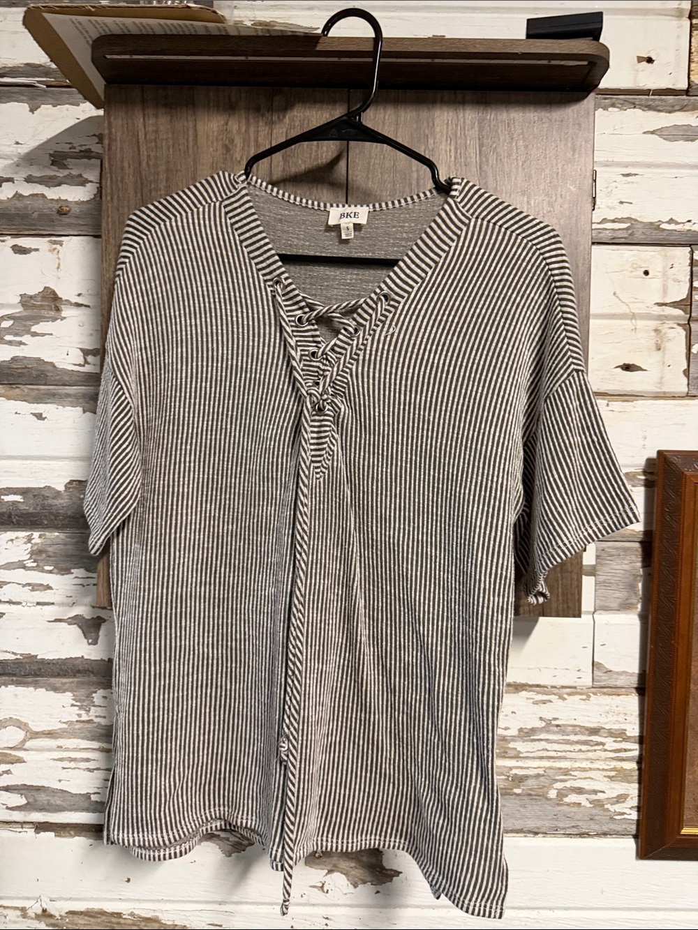 BKE Gray & Cream Striped Lace-Up Short Sleeve Top